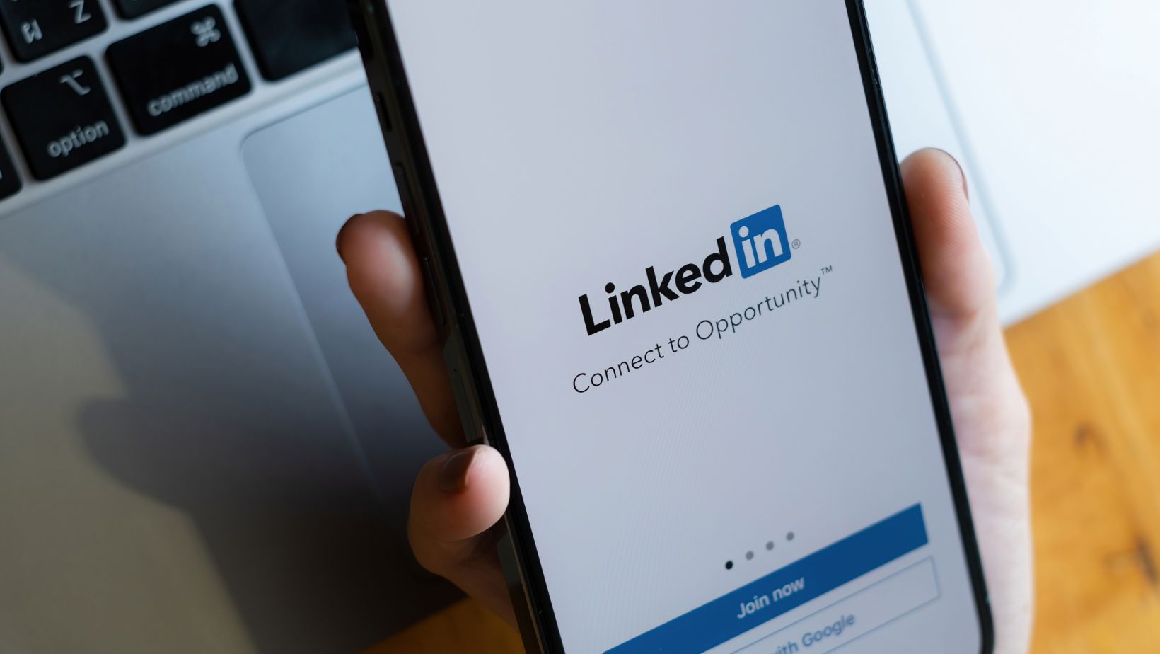 Untitled design 1 - Get To Know Some Of LinkedIn’s Best Practices And  Take Action!